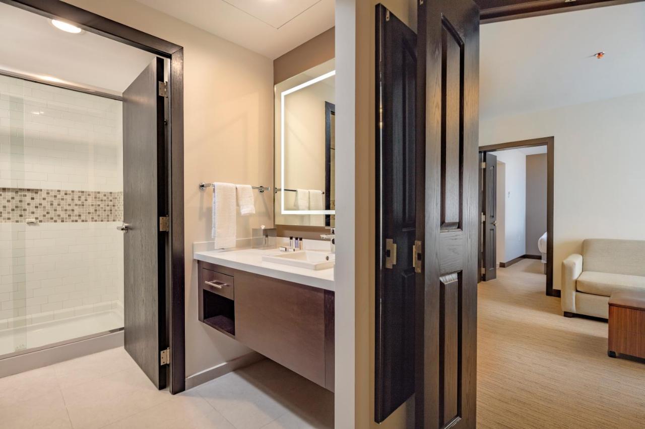 Staybridge Suites - Irapuato By Ihg מראה חיצוני תמונה