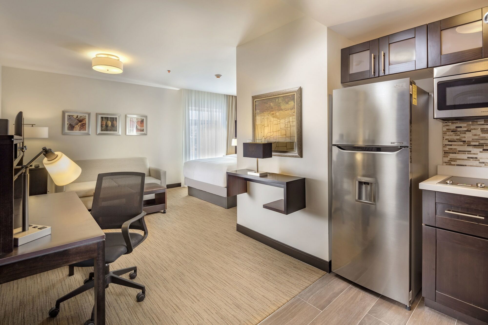 Staybridge Suites - Irapuato By Ihg מראה חיצוני תמונה